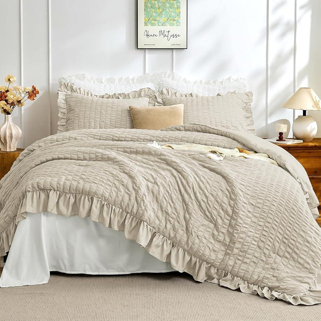 JOLLYVOGUE Twin Size Comforter Set, 2 Pieces Linen Seersucker Lightweight Fluffy Bedding Set, Twin Ruffle Comforter, All Season Soft Microfiber Shabby Chic Bed Set