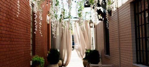 The Wedding Website of Alexandra Villella and Dakota Shane