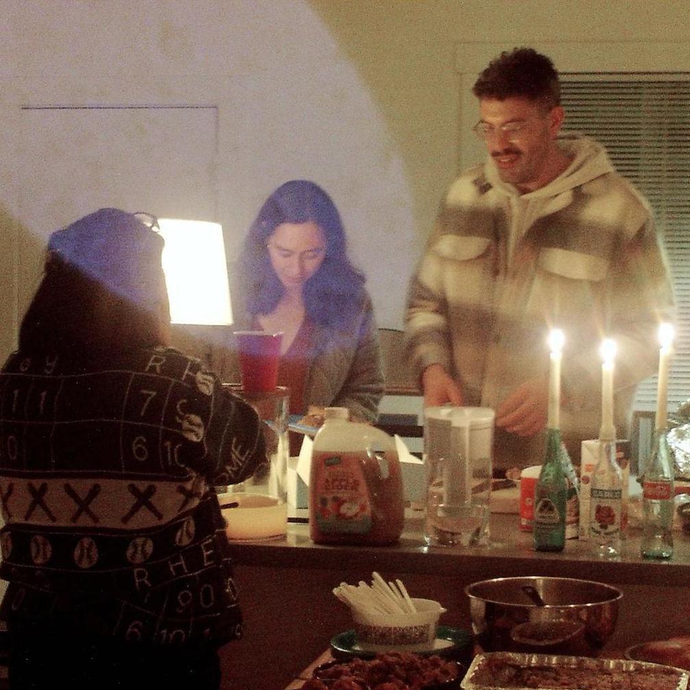 Hosting an intimate friendsgiving at our first apartment