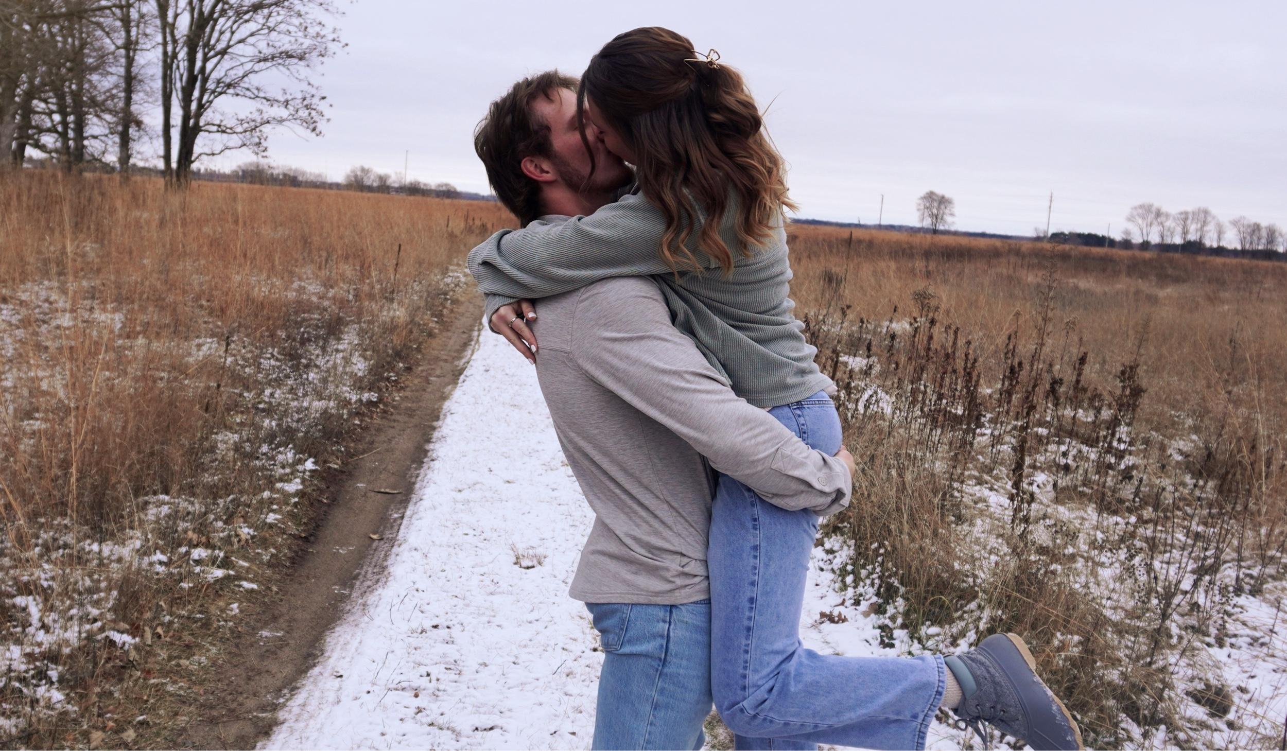 The Wedding Website of Nathaniel Kludt and Emalee Lintner