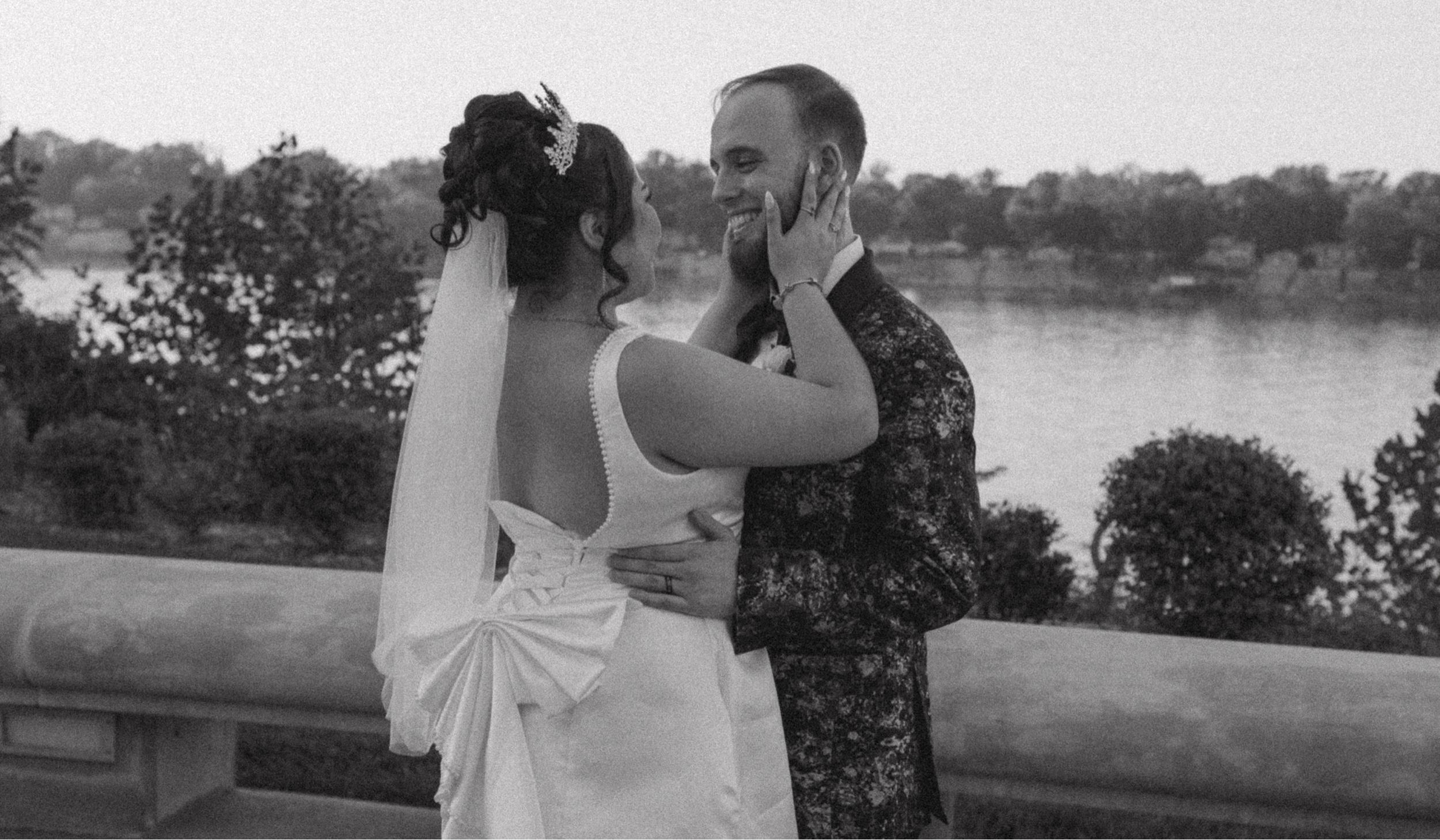 The Wedding Website of Verónica Leonor Vega Sifuentes and Ronin Francis Periard