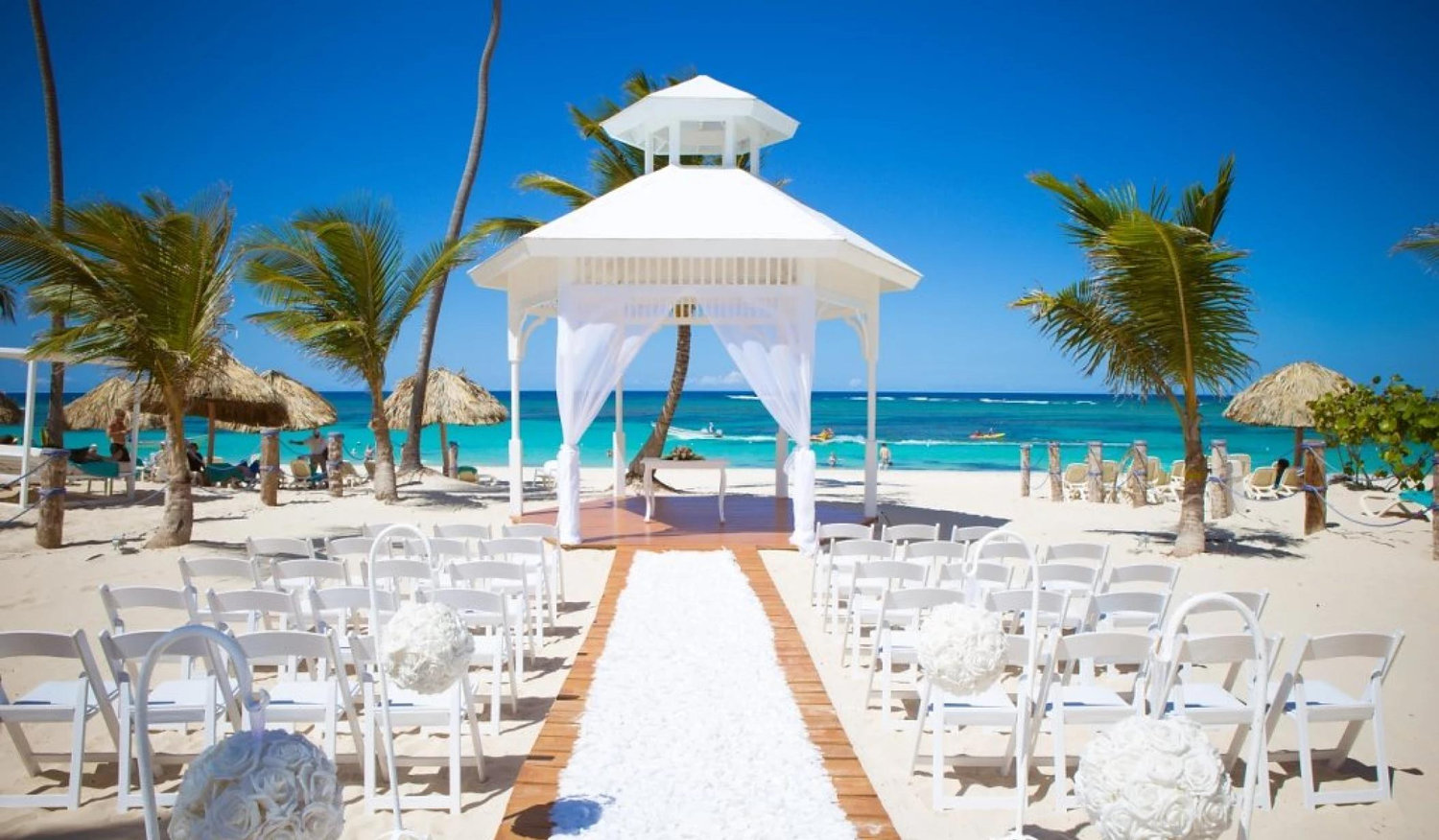 The Wedding Website of Abby Sutton and Bear Mead