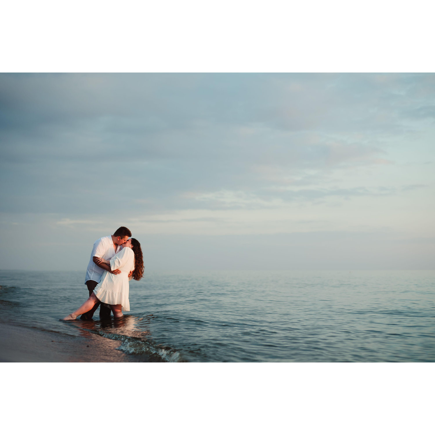 Engagement pictures by Lynzee Harrison Photography