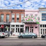 Shopping, Dining and Entertainment on Magazine Street