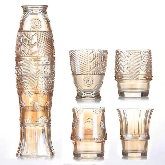 Mualuwi Koi Fish Glass Cups, Set of 4, 9.0 fl oz, Amber, Stackable, Decorative Drinking Glasses