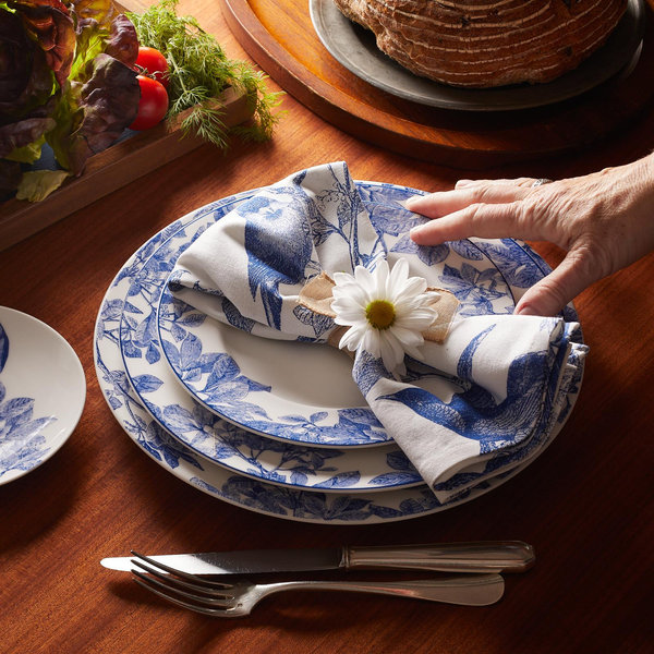 Caskata, Arbor Rimmed Dinner Plate | Zola
