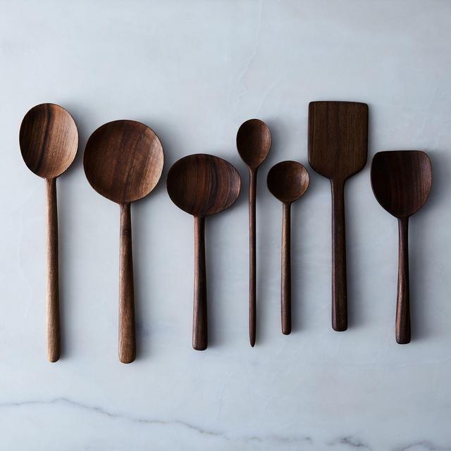 Simple Walnut Wooden Spoons (Set of 7)