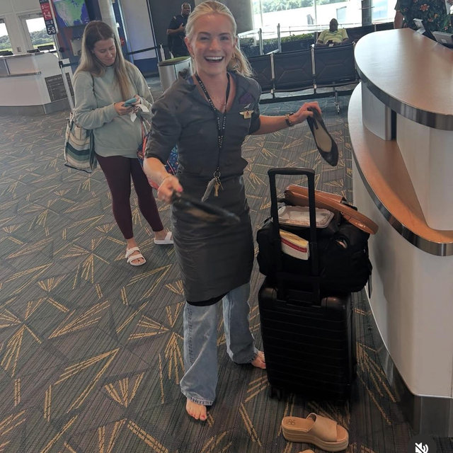 HONEYMOON💃 Help us travel a little more… organized.