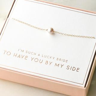 Simple Pearl Bracelet