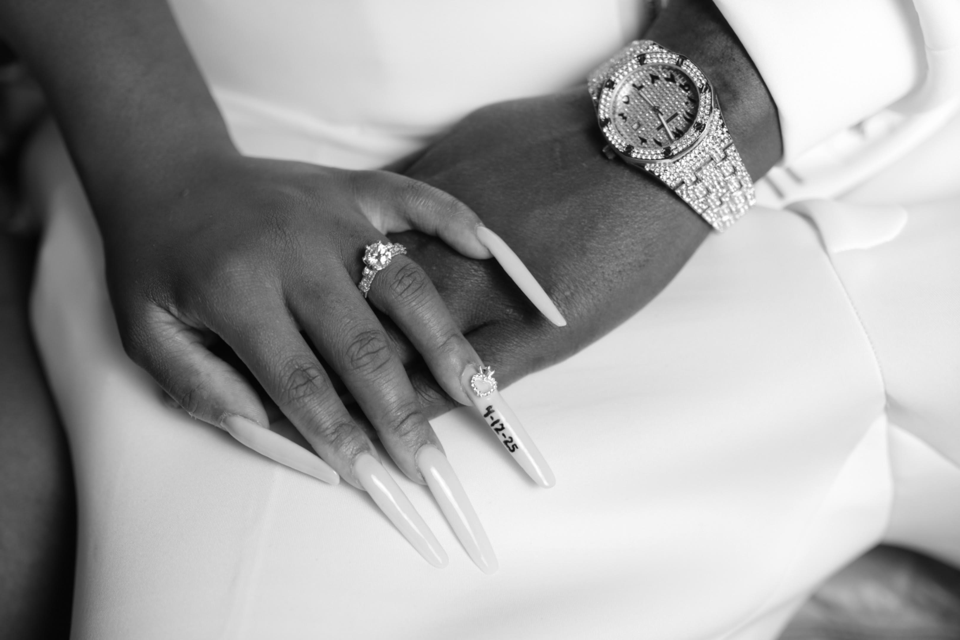 The Wedding Website of Kenyata Brown and Drewcilla Hill