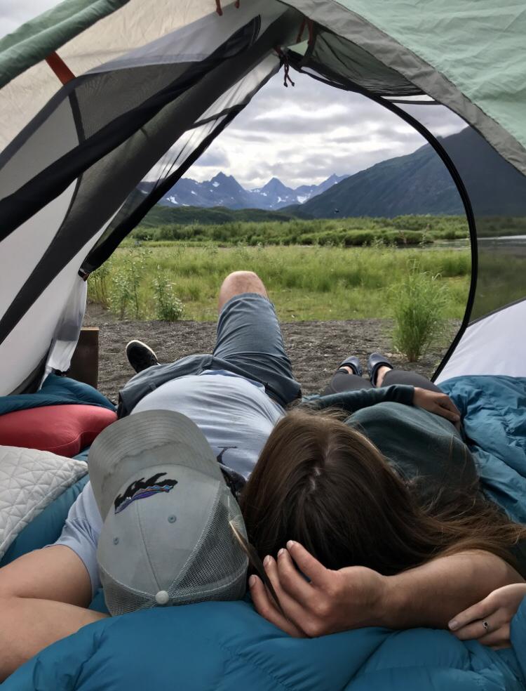 Mountain camping in Alaska ⛰