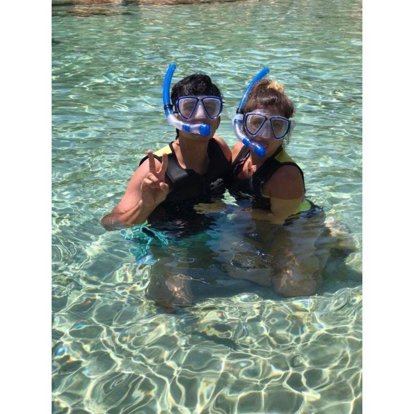 Snorkeling in Discovery Cove in Orlando!