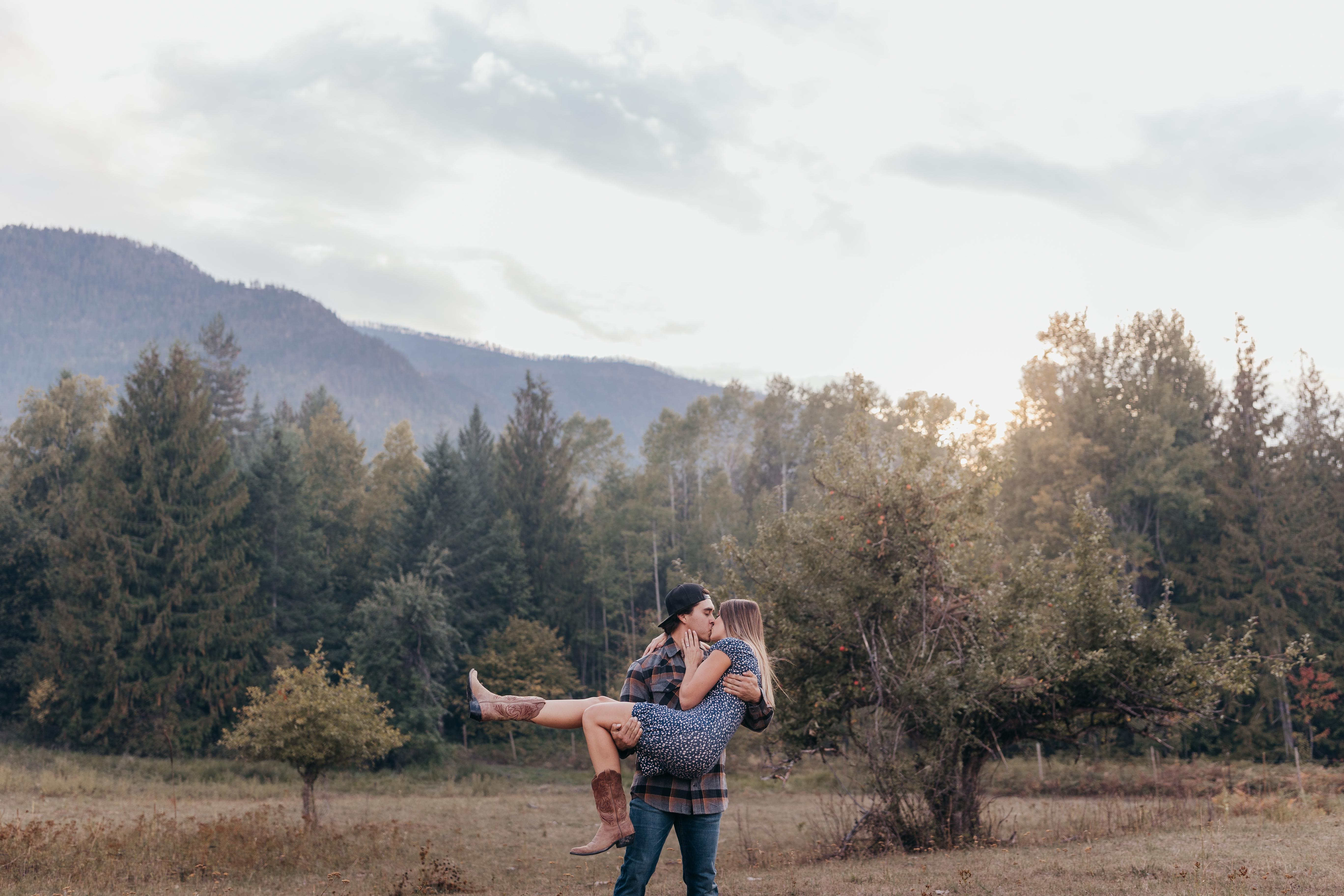 The Wedding Website of Vanessa LeDuc and Cody Wouters