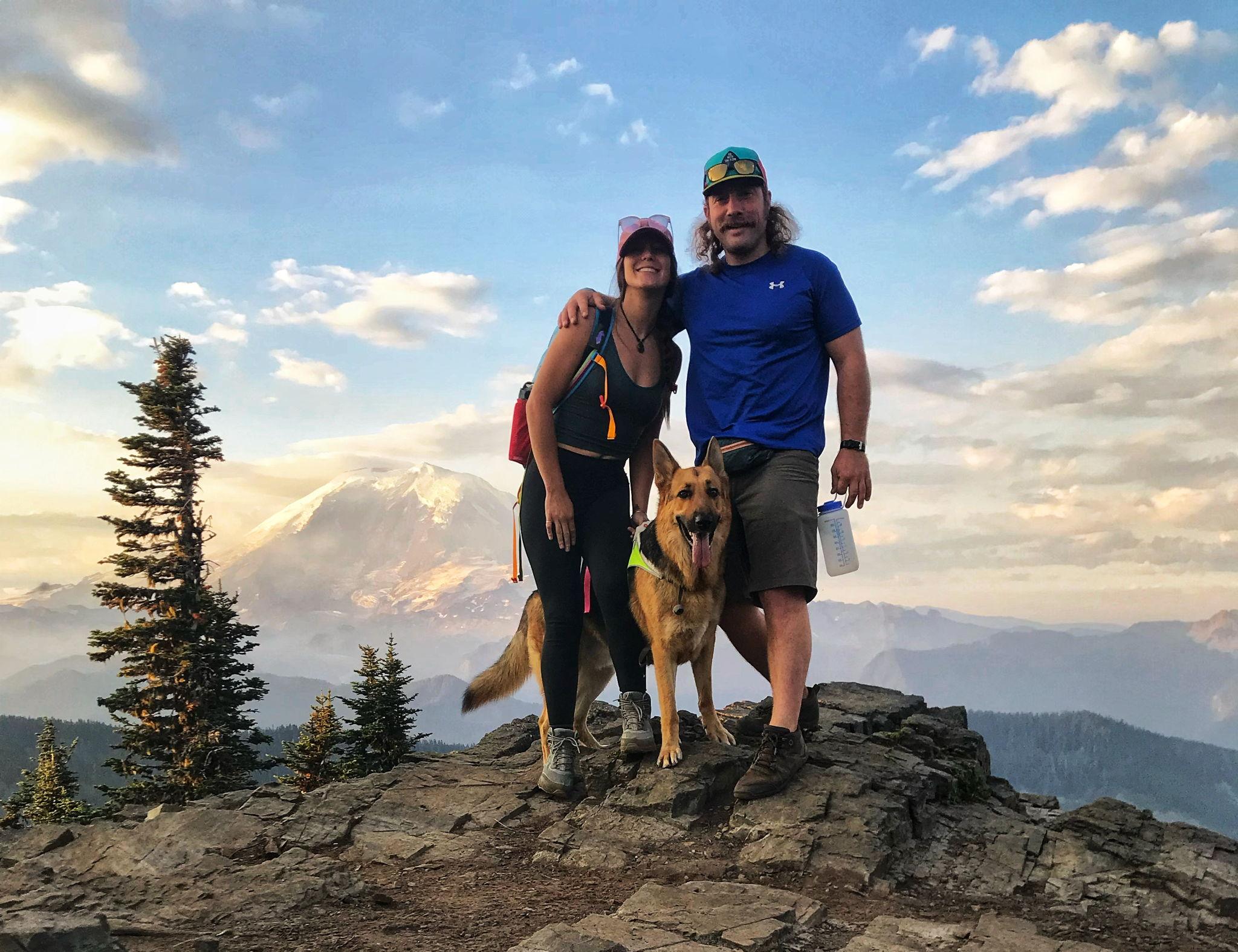 The Wedding Website of Elyse Tomasello and Lawrence LoRusso