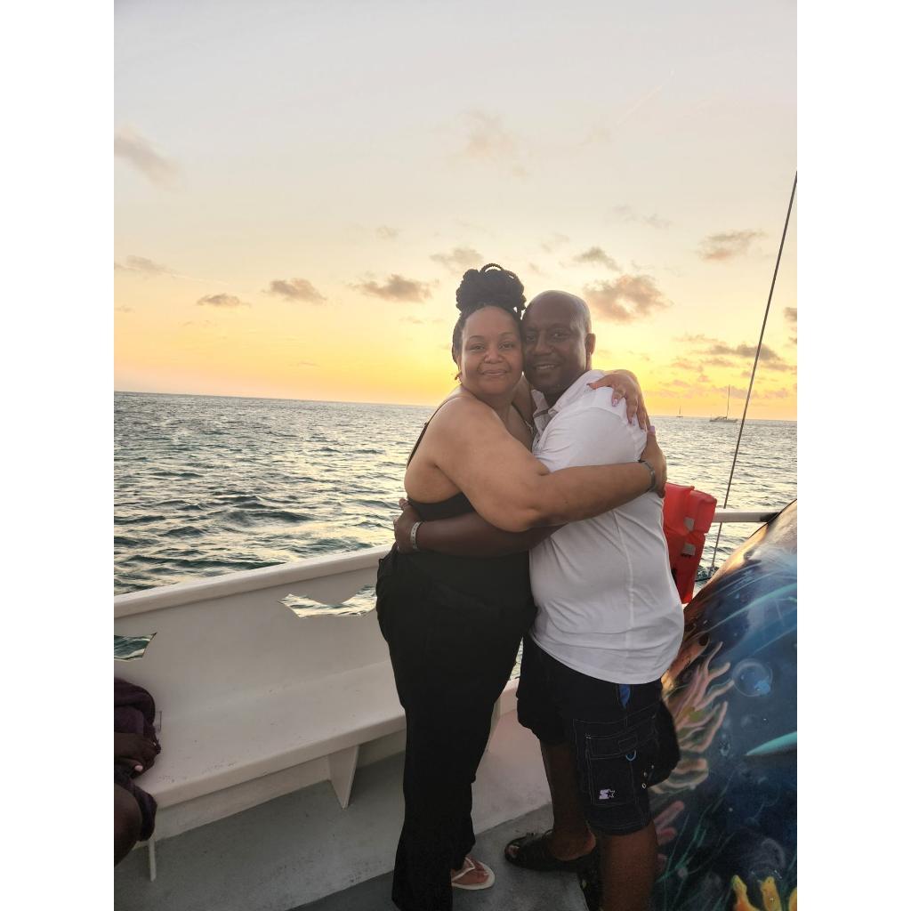 On an evening cruise in Aruba
July 2022