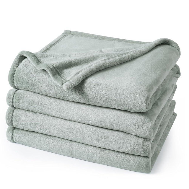 PHF Ultra Soft Fleece Blanket King Size, No Shed No Pilling Luxury Plush Cozy 300GSM Lightweight Blanket for Bed, Couch, Chair, Sofa Suitable for All Season, 108" x 90", Sage Green