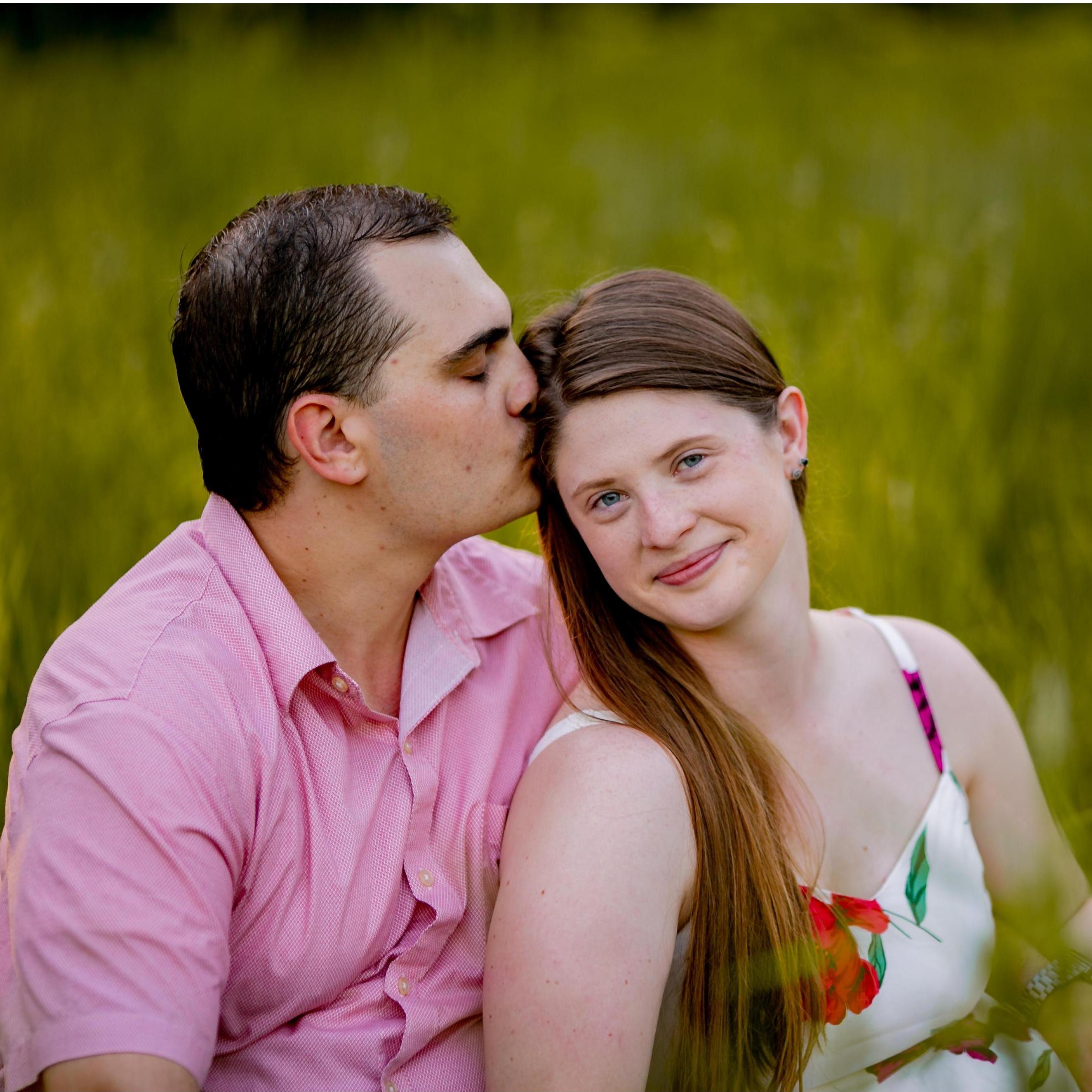 Engagement Photos at Highbanks Metro Park