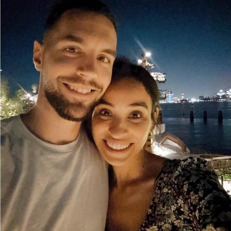 This was on Maria's 30th birthday. Jake took her to see the floating island in Manhattan.