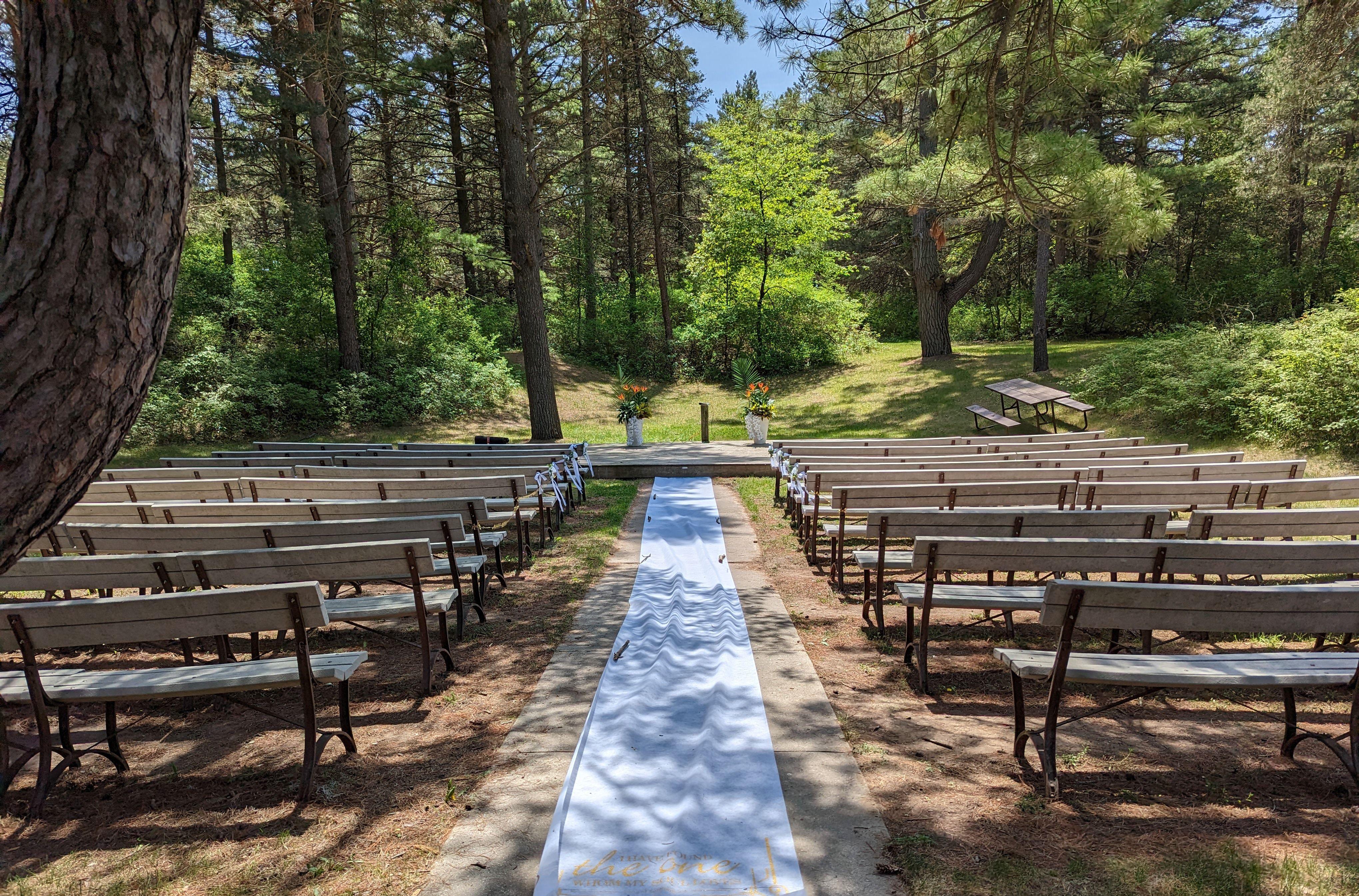 The Wedding Website of Jason O'Malley and Megan Schwalenberg