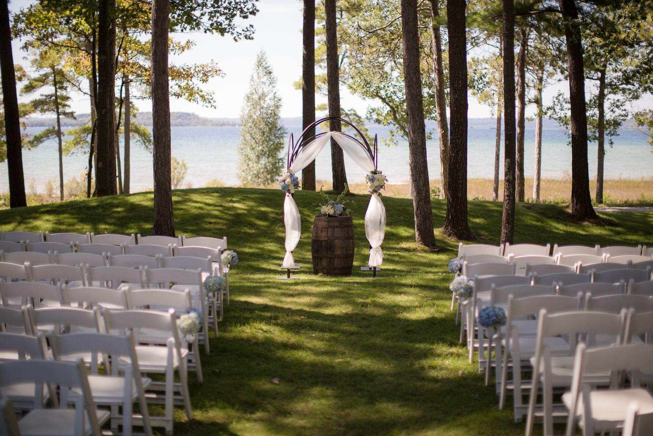 The Wedding Website of Kristen Bour and Carl Kukawski Jr.