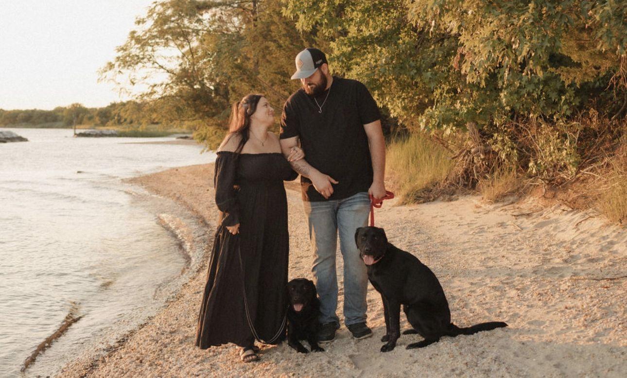 The Wedding Website of Loni Holliday and Joshua Thomas