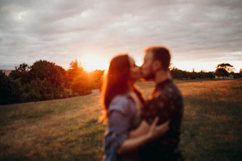 The Wedding Website of Chelsea Kern and Sam Crane