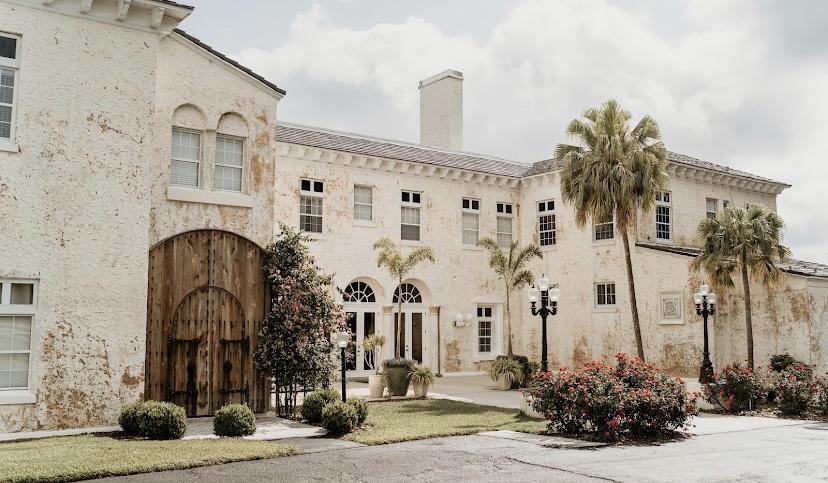 The Wedding Website of Hannah Fischer and Damian Zamorano