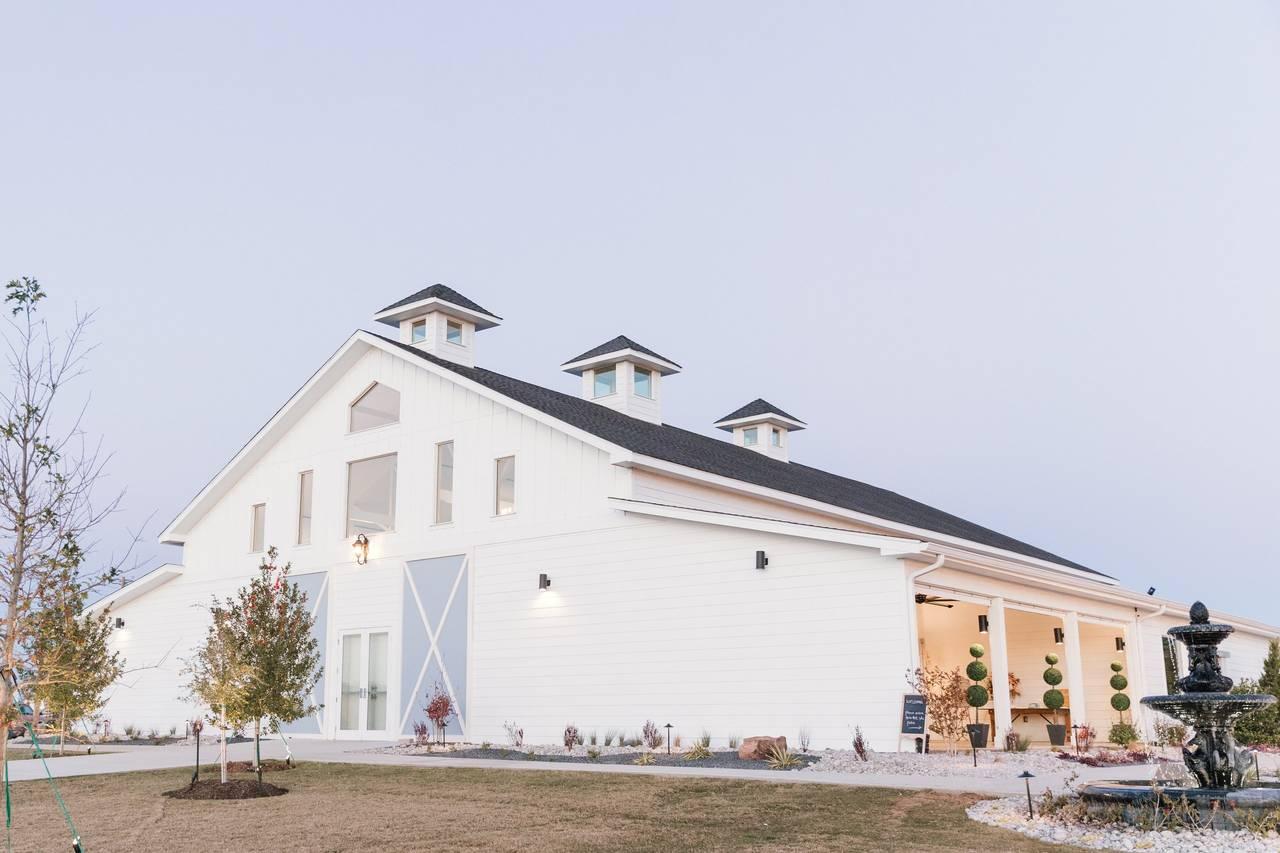 The Wedding Website of Cash'a White and Tyler Frieda