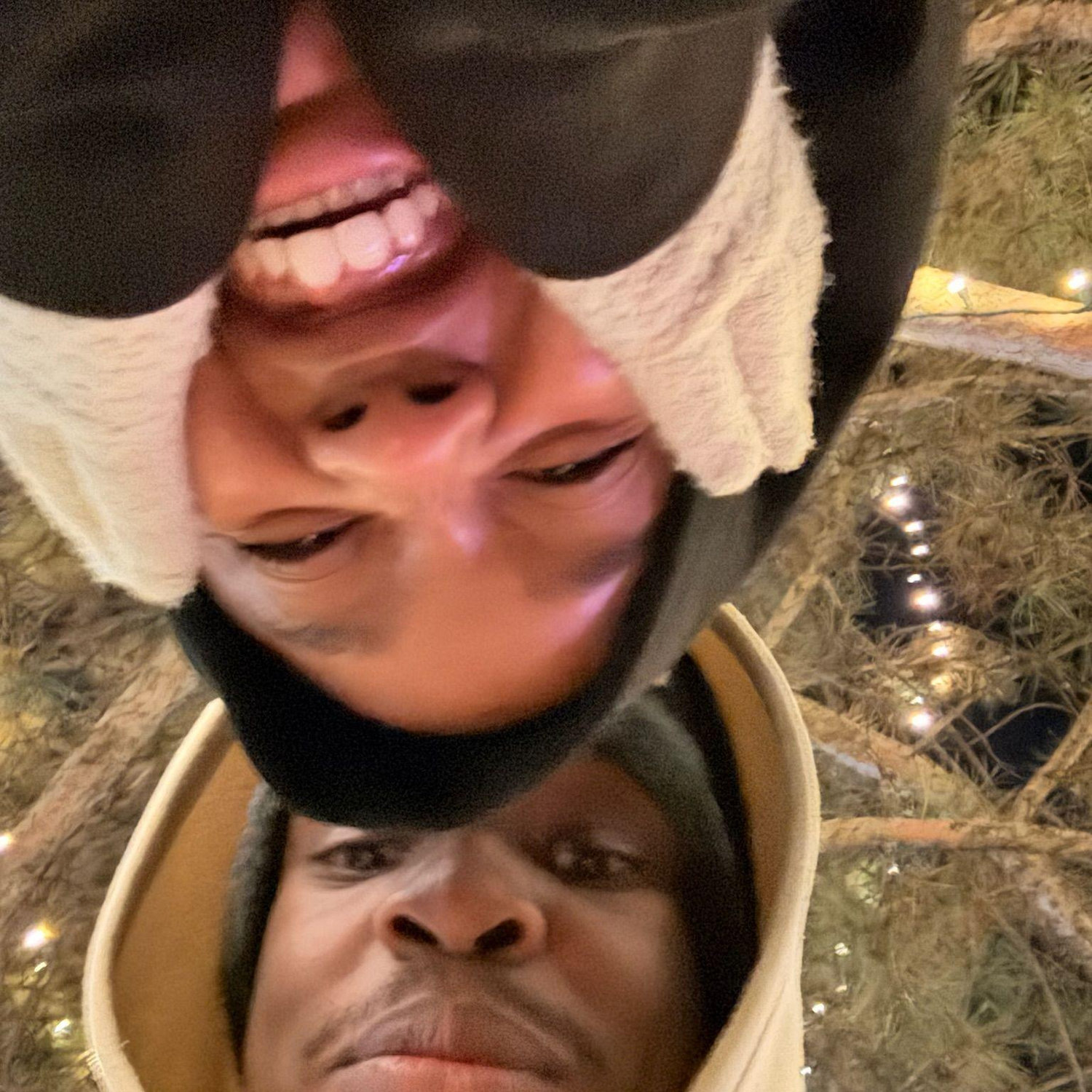 Hi