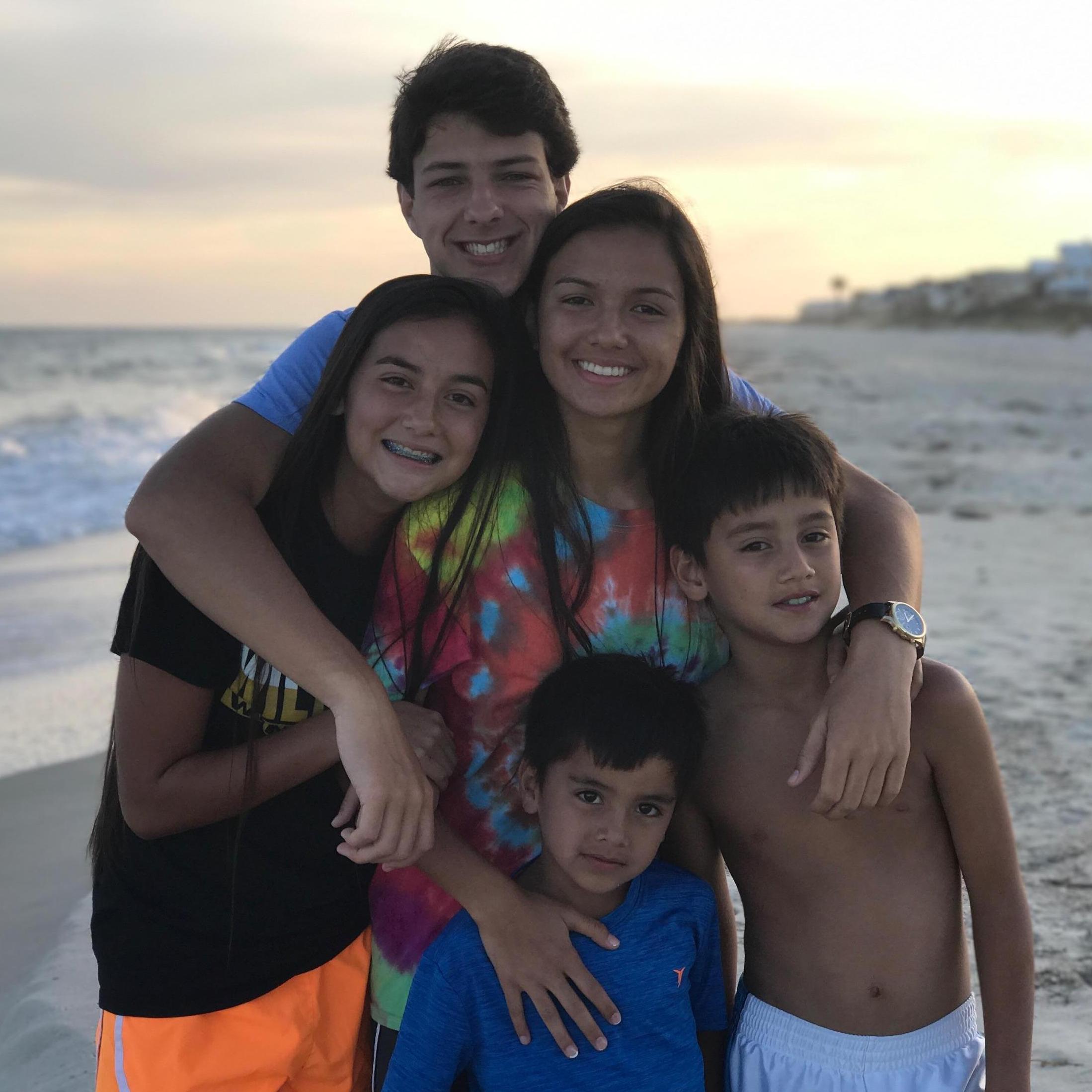 Sibling Pic! 2017