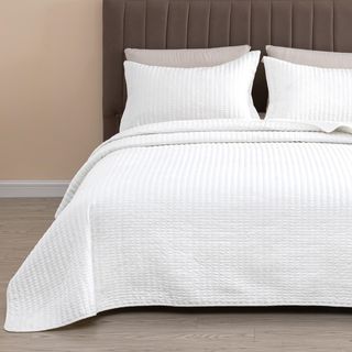 Alicia 3-Piece Quilt Set