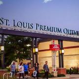 St. Louis Premium Outlets