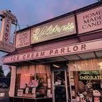 Holsten's Ice Cream, Chocolate & Restaurant