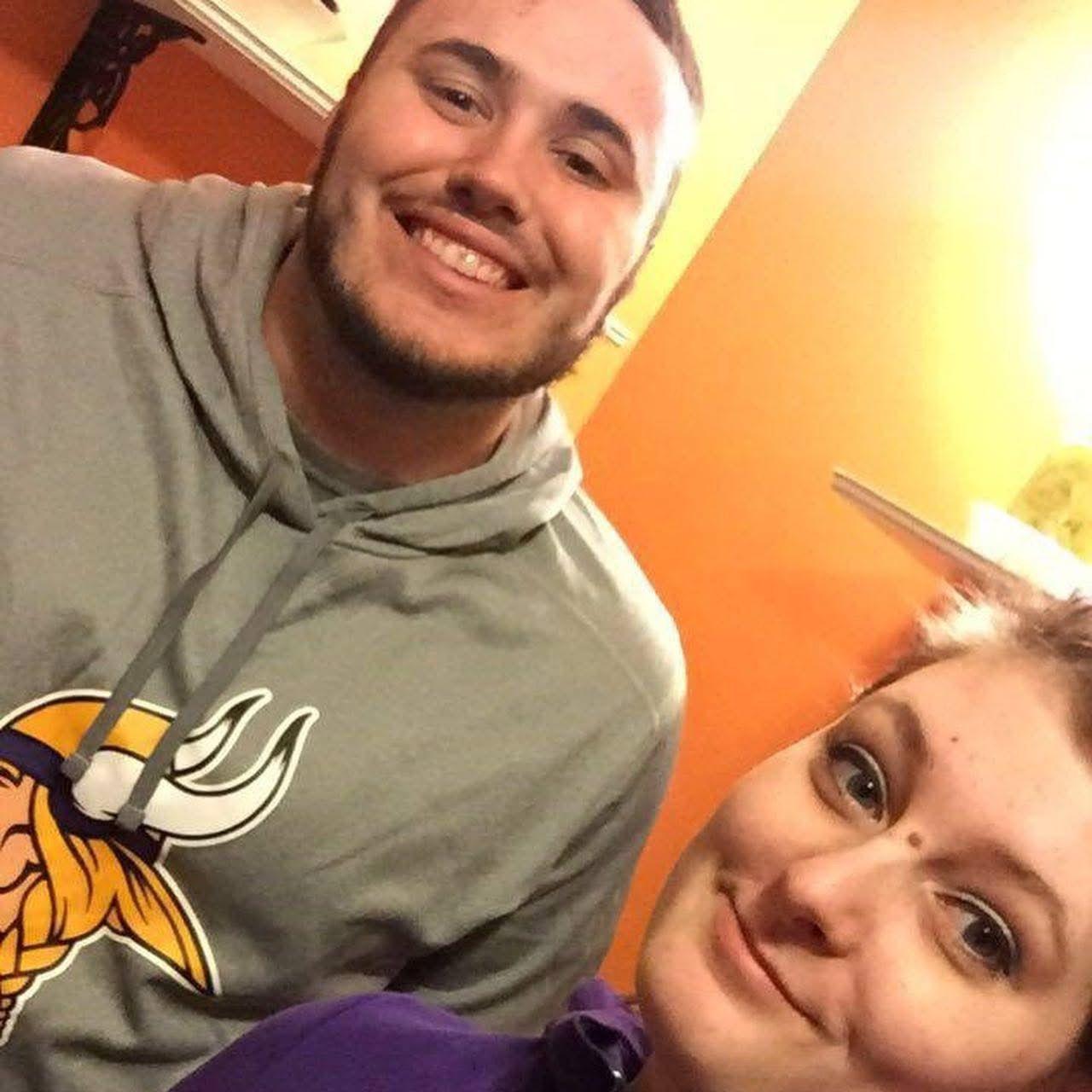 Alex visited Sarah at her first apartment