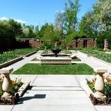 Lauritzen Gardens