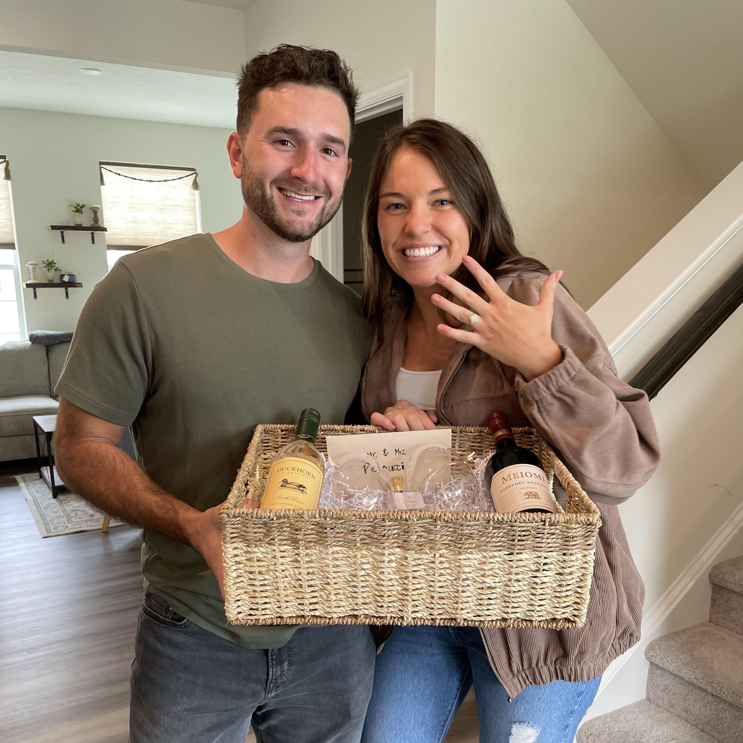 We're engaged! 10/2023