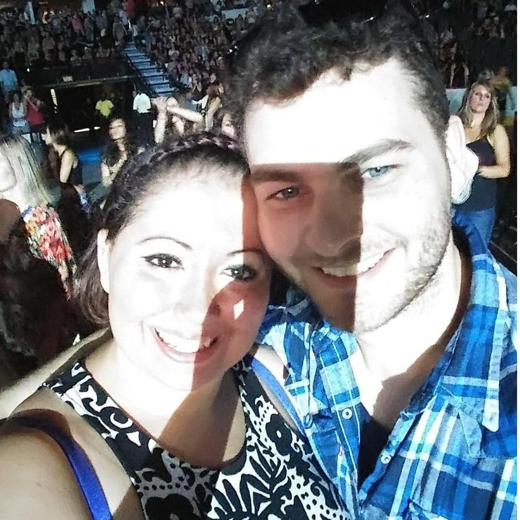 Usher and the Roots Concert