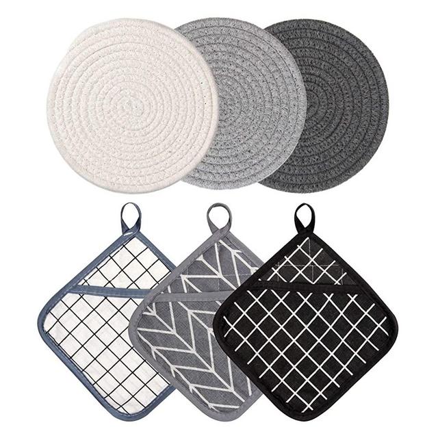FEILANDUO Pot Holders 6Pcs Cotton Hot Pads and Oven Mitts for Kitchen Heat Resistant Cooking Pocket Flexibility Potholders Thick Plaid Cute Square Farmhouse Linen Pads Coaste (Set of 6)