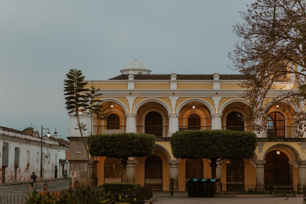 The Wedding Website of Michael Castro-Aguilar and Claudia Benites