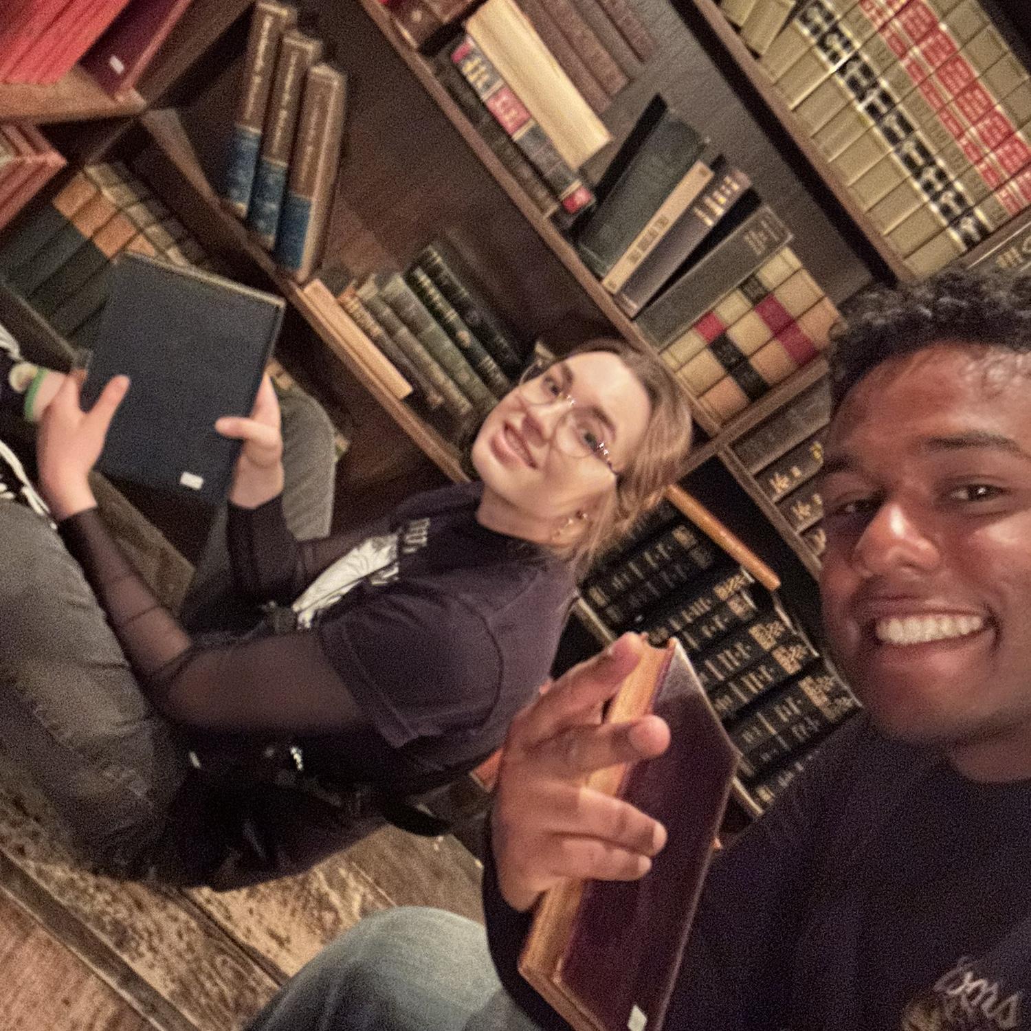 Date at The Last Bookstore in LA