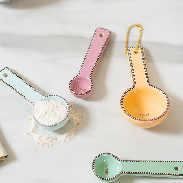 Yvonne Ellen Ceramic Pastel Measuring Spoons (Set of 4)