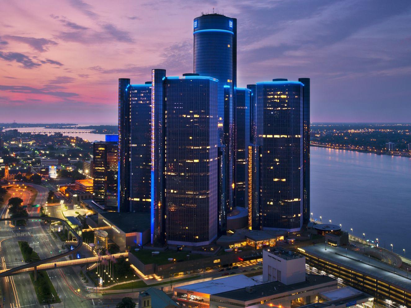 The Wedding Website of Emily Simon and Neal Turluck