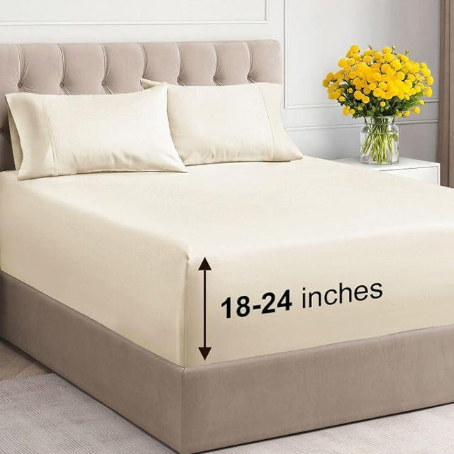 Extra Deep Pocket Queen Sheets - 4 Piece Breathable & Cooling Bed Sheets - Hotel Luxury Bed Sheet Set - Soft, Wrinkle Free & Comfy - Easily Fits Extra Deep Mattresses - Deep Pocket Off White Sheets