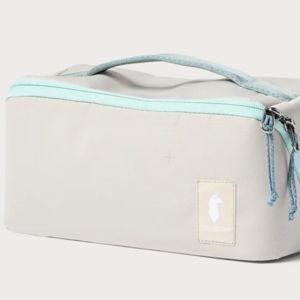 Viaje Toiletry Kit - Cada Día Mineral