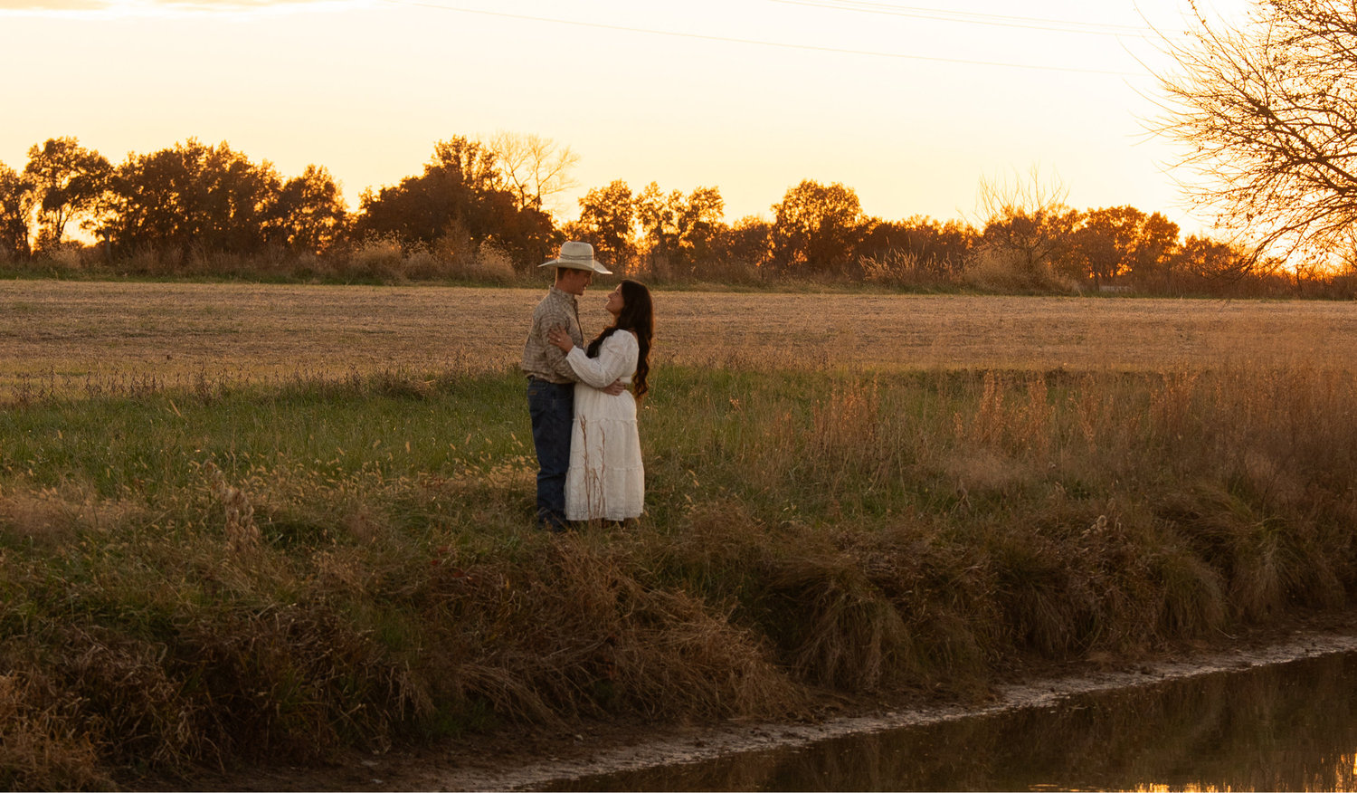 The Wedding Website of Alivia Simonsen and Clint Faerber