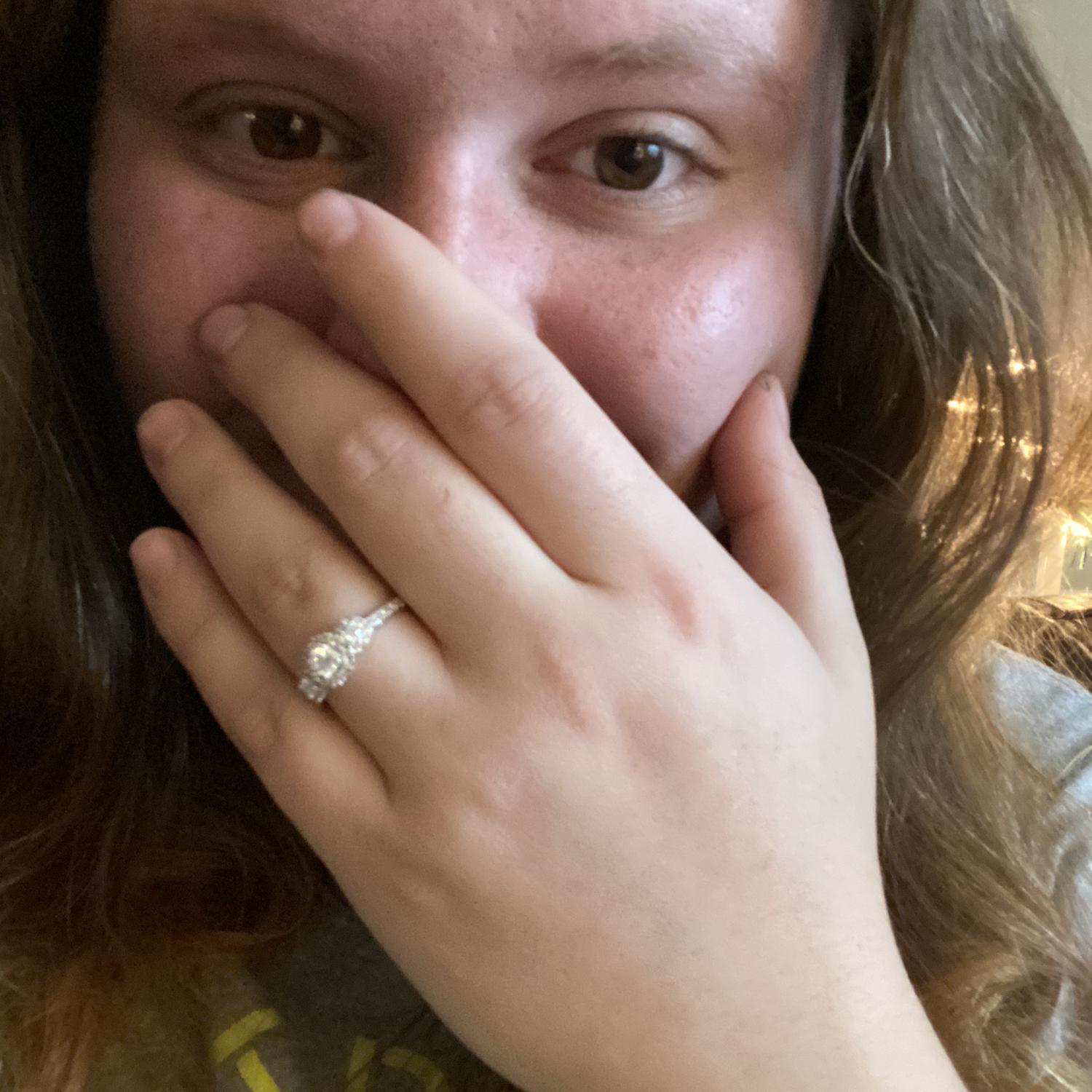 WE ARE ENGAGED! 💍