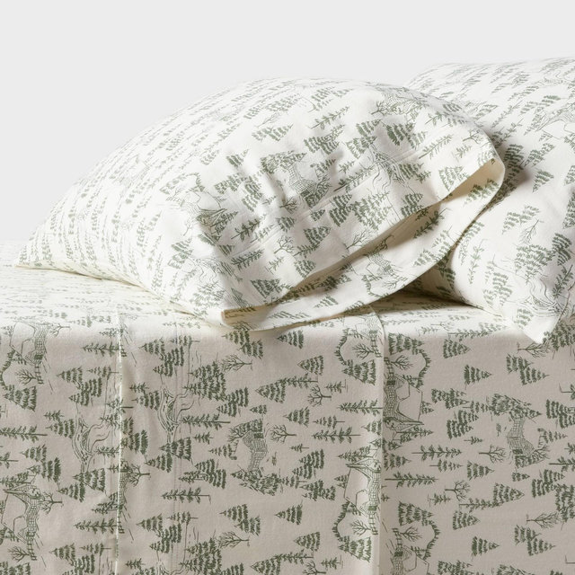 King Ultra Soft Holiday Flannel Sheet Set Ivory Winter Scene - Threshold™