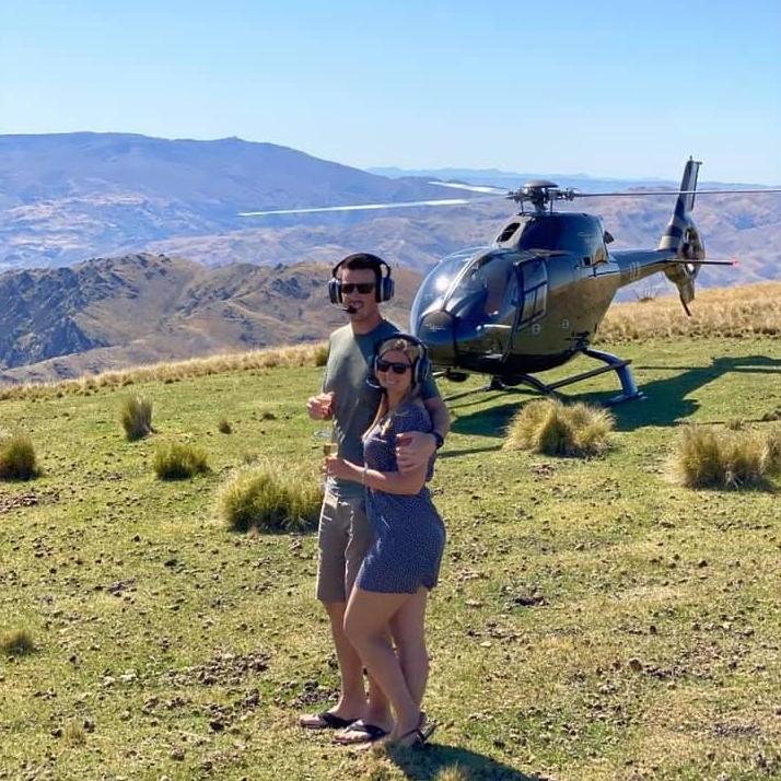 New Zealand 2020. The most epic proposal!

Photo Cred: Vince Baunach (The Best Man)