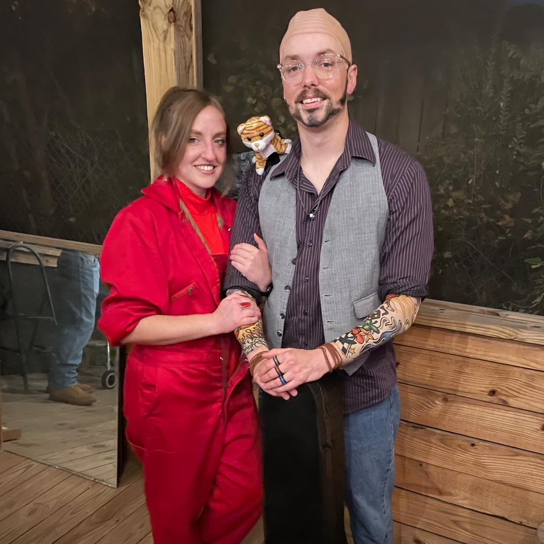 Halloween 2023! Super Bowl Rihanna and Jackson Galaxy