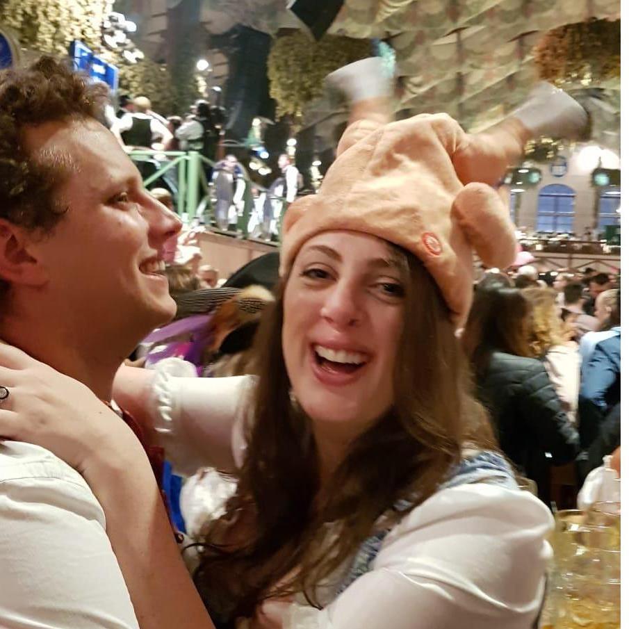 Oktoberfest 2019, Boris loved the chicken hat